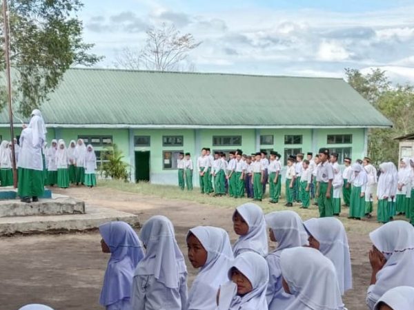 Kegiatan Pembelajaran di MIS Blang Rakal Kegiatan Pembelajaran di MIS Blang Rakal