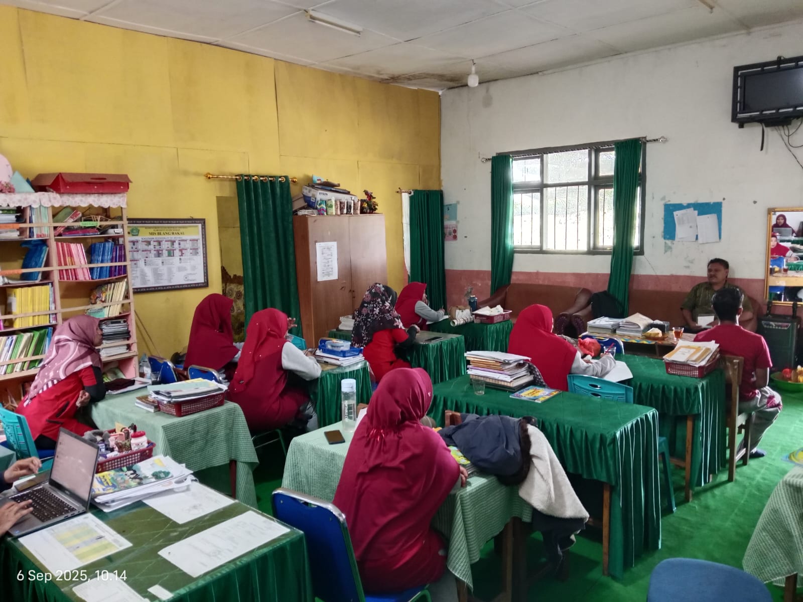 Rapat Koordinasi Persiapan PPKKM Digelar di MIS Blang Rakal